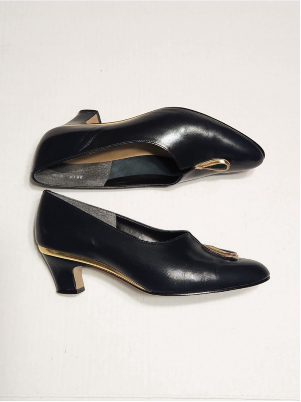 Magdesians Adara Navy Kid Leather Slip On Block Heel Pumps 6 M - Picture 2 of 12